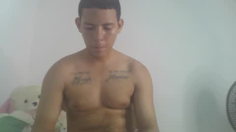 mr_sharkmaster777 online show from January 2025 05:42:02 PM