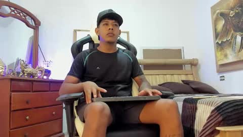 mr_stiven_ online show from March 2026 02:50:02 AM