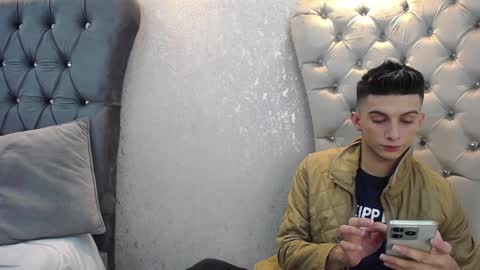 Snapshot of mr_williseo chatting on December 2024 07:43:02 PM williseo online show from December 2024 07:43:02 PM