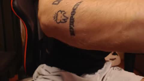 mrbeautifuleyes online show from December 2025 11:30:02 AM