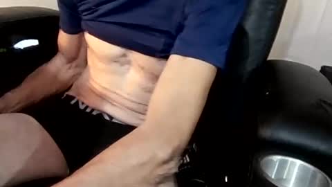 mrbiggirth69 online show from April 2026 09:18:01 AM