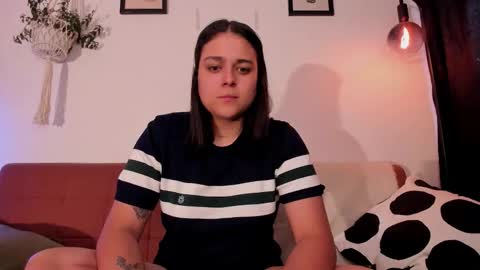 Laura online show from January 2026 09:29:01 PM