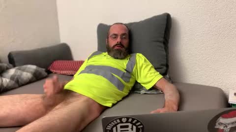 Snapshot of mrcharlybrown chatting on September 2025 03:03:02 PM Mike online show from September 2025 03:03:02 PM