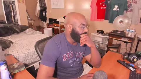 Chuck Daily online show from November 2025 02:10:01 AM