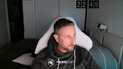 mrdr0o0o online show from November 2025 09:48:02 PM