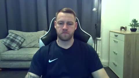 mrengland86566 online show from February 2026 08:04:02 PM