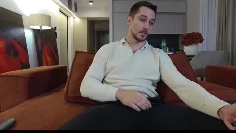 Snapshot of mrgreeneyes01 chatting on December 2025 02:48:01 PM juan luis online show from December 2025 02:48:01 PM