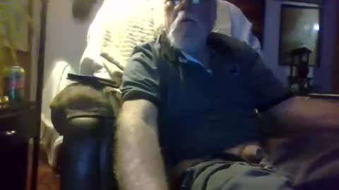 mrhollar online show from December 2025 02:17:02 AM