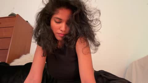 mriea_ online show from May 2026 04:43:02 AM