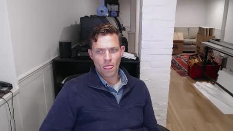 Snapshot of mrkenridge chatting on October 2025 06:32:02 PM mrkenridge online show from October 2025 06:32:02 PM