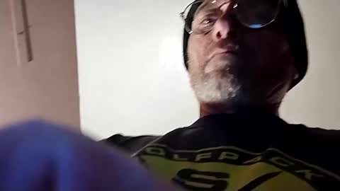 Mrnmrsfucks4u2 online show from January 2025 01:53:02 AM
