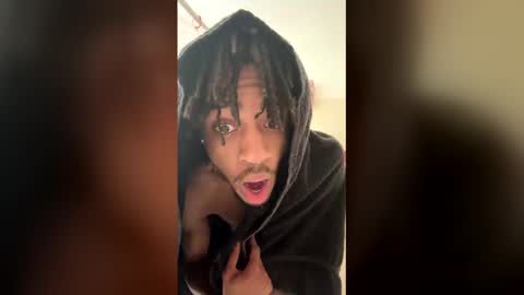 Snapshot of mrpackalott chatting on March 2026 07:21:02 PM mrpackalott online show from March 2026 07:21:02 PM