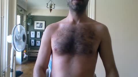 Snapshot of mrralph__90 chatting on June 2026 06:48:02 AM Mrralph online show from June 2026 06:48:02 AM