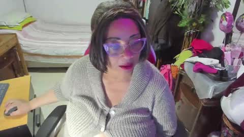 Snapshot of mrs_mommy chatting on March 2025 11:27:01 PM mrs_mommy online show from March 2025 11:27:01 PM