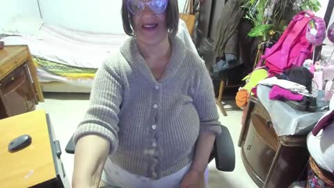 Snapshot of mrs_mommy chatting on March 2025 04:39:02 PM mrs_mommy online show from March 2025 04:39:02 PM