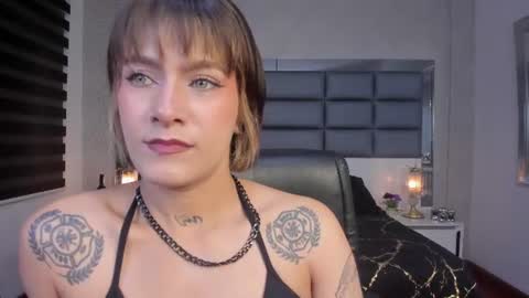 Snapshot of mrs_regina_clk chatting on June 2026 03:20:02 AM Regina online show from June 2026 03:20:02 AM