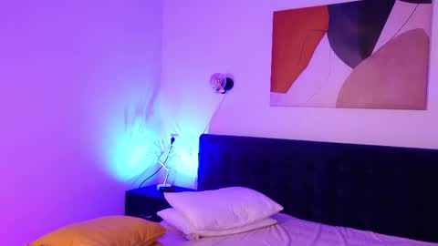 Snapshot of mrsprude chatting on February 2025 12:04:02 PM Molly online show from February 2025 12:04:02 PM