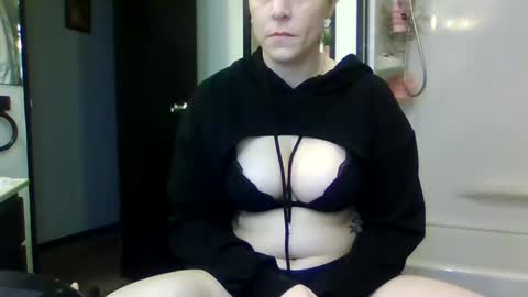 Snapshot of mrstxoxo4594 chatting on September 2025 11:57:01 AM Mrstxoxo4594 online show from September 2025 11:57:01 AM