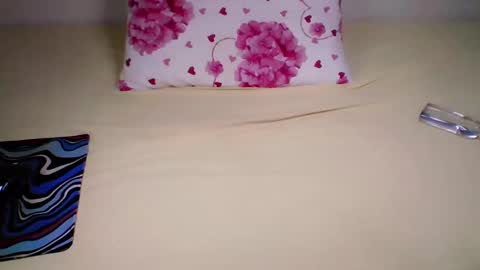 Snapshot of mrygl chatting on February 2026 06:31:01 PM TransBeauty online show from February 2026 06:31:01 PM