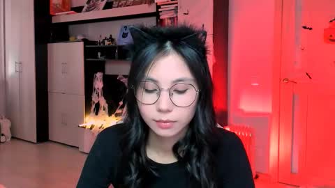 ms_emily_ online show from October 2025 05:33:01 AM