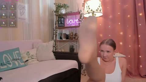 Snapshot of ms_evasweet chatting on May 2026 11:16:02 AM Eva 3 online show from May 2026 11:16:02 AM