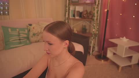Snapshot of ms_evasweet chatting on May 2026 11:49:02 AM Eva 3 online show from May 2026 11:49:02 AM