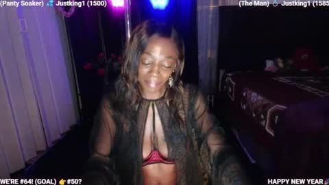 Snapshot of ms_hotnready1 chatting on January 2025 02:43:02 AM DaPussyFairy online show from January 2025 02:43:02 AM