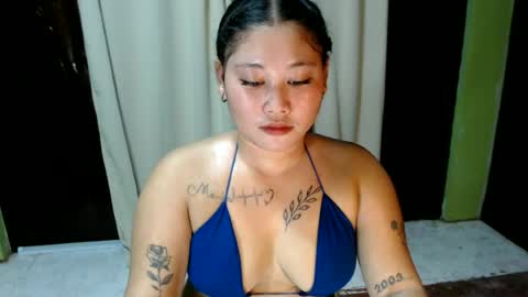 Snapshot of ms_loraine chatting on June 2026 03:53:01 AM Loraine online show from June 2026 03:53:01 AM