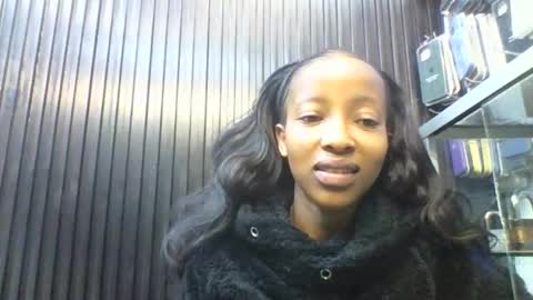 Snapshot of ms_luxe chatting on February 2026 07:57:02 AM ms_luxe online show from February 2026 07:57:02 AM