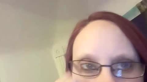 Snapshot of msalls1124 chatting on January 2026 09:14:02 AM melissa online show from January 2026 09:14:02 AM