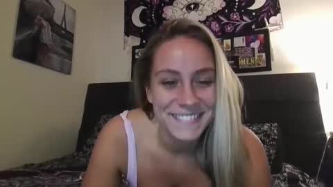Snapshot of msmariesummers chatting on February 2025 11:26:01 PM msmariesummers online show from February 2025 11:26:01 PM