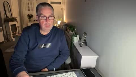 mtb1697 online show from December 2025 11:02:01 PM