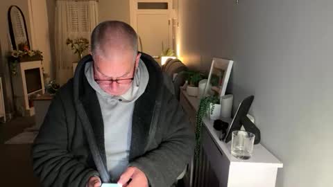 mtb1697 online show from April 2026 11:46:02 PM