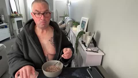 mtb1697 online show from April 2026 09:04:01 AM