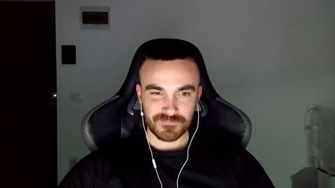 Victor online show from December 2024 03:26:01 PM