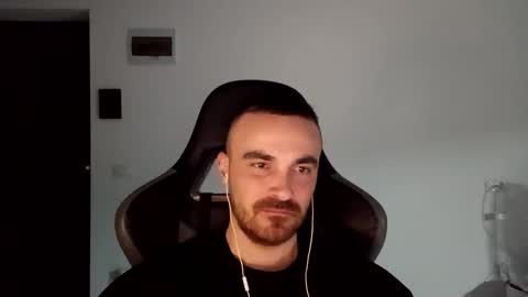 Victor online show from January 2025 08:21:01 PM