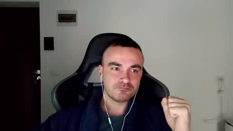 Victor online show from January 2025 07:41:01 AM