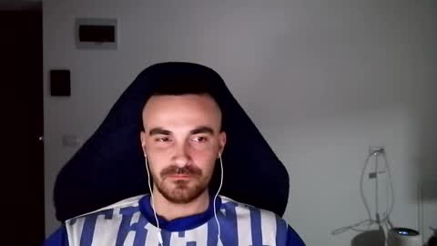 Victor online show from January 2025 04:43:02 PM