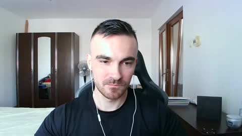 Victor online show from November 2025 08:59:02 AM