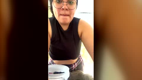 muchachahot online show from April 2026 07:12:02 PM