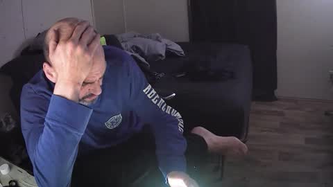 Muffdiver online show from February 2026 01:58:01 AM