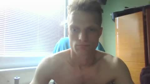 Snapshot of mugis420 chatting on June 2026 01:47:01 PM mugis420 online show from June 2026 01:47:01 PM