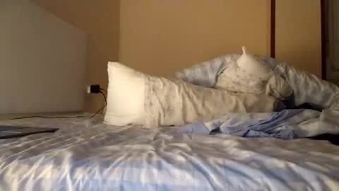 Laly online show from December 2024 04:04:01 AM