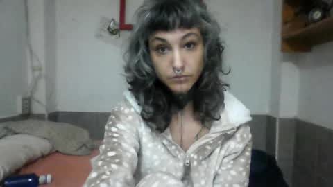 Snapshot of mulderandvalkyrie chatting on November 2025 06:10:01 PM mulderandvalkyrie online show from November 2025 06:10:01 PM