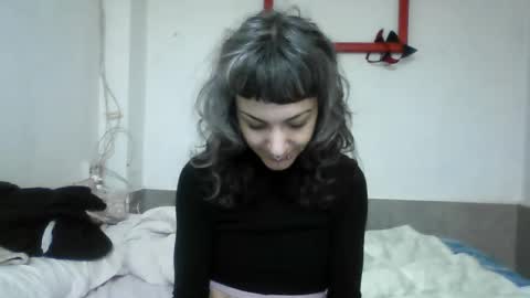 Snapshot of mulderandvalkyrie chatting on November 2025 02:17:01 PM mulderandvalkyrie online show from November 2025 02:17:01 PM