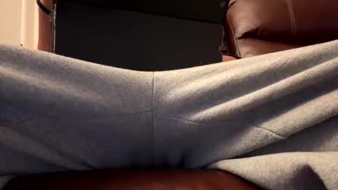 Kai online show from November 2025 10:52:02 PM