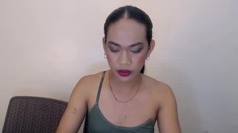 multicummer_devi online show from May 2026 02:44:01 PM