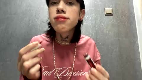 Polik online show from November 2025 09:09:01 PM