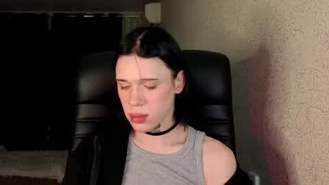 Polik online show from April 2026 06:58:02 PM