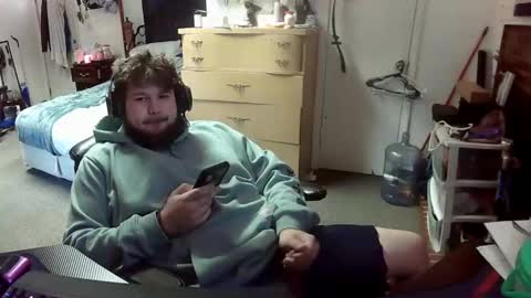 munchieee online show from December 2024 08:47:01 PM